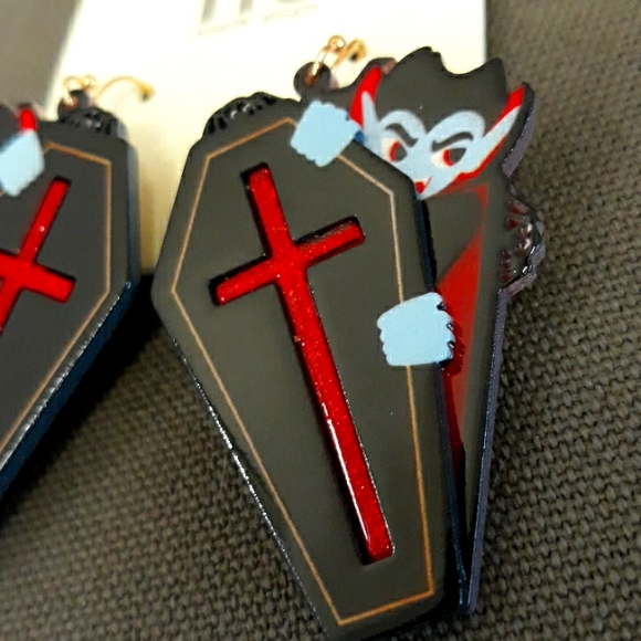 Dracula Coffin Dangle Earrings - Picture 3 of 8